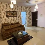 Entire Flat In Andheri West #08 *