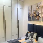 2Bhk Flat In Kandivali,Mumbai