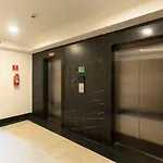 Cozy, Upscale 1 Bhk Apt Near Bkc