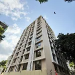 Breezy, Bright, Upper Floor 2Bhk Nr Bkc & Airport