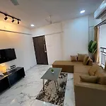 Chic 1bhk - Lilavati Hospital - Bandra Apartment