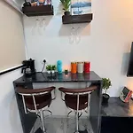 Chic 1bhk - Lilavati Hospital - Bandra Apartment Mumbai