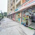 Private Ensuite Room In Modern Apartment
