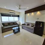 Apartment Seascape - 1bhk - Carter Road W Car Parking *