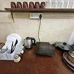 Enzo Studio Apartment At Pali Hill