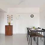 Boho, Breezy, Sun-Kissed 2Bhk Nr Bkc & Airport