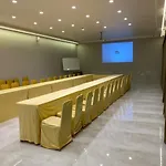 Hotel Double Crown Airport T2 Mumbai