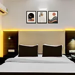 Hotel Super Townhouse Exhibition Centre Goregaon 3*