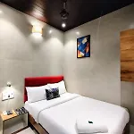 Eros - Nr Airport T2 Inn *