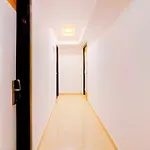 Hotel O Andheri West Near Kokilaben Hospital