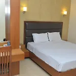 Hotel Ashray International, Sion - Near Bkc