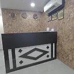 Deluxe Residency Nr- Mumbai International Airport