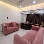 Stay Retreats At Welcome Apartment - Corporate Rooms In Prabhadevi
