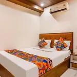 Glitz United-Boomerang & Powai Iit