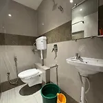 Rishi Palace Ashlfa Metro Hotel Mumbai
