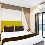 Townhouse Ghodbunder Road Company Serviced Hotel 3*