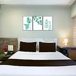 Townhouse Oak Vashi Midc Hotel 3*