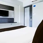 Townhouse Oak Vashi Midc Hotel