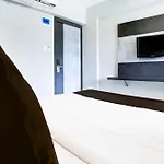 Hotel Townhouse Oak Vashi Midc