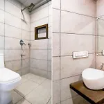 Townhouse Oak Vashi Midc Hotel Turambhe