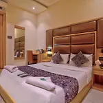 Meriton Buisness Hotel Mumbai International Airport T-2