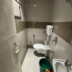 Hotel Rishi Palace Ashlfa Metro 3*