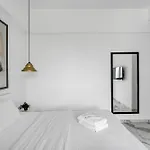 Gj Premium Shared Bandra W * Mumbai