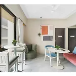 Gj Premium Shared Bandra W Homestay