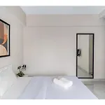 Homestay Gj Premium Shared Bandra W *