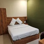 Hotel West Side Stay
