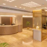 Hotel Kohinoor Continental, Airport