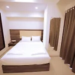 Stay Retreats At Precious Pearl - Near International Airport Mumbai !