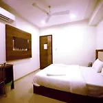 Stay Retreats At Precious Pearl - Near International Airport Mumbai !