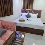 Hotel Icy Cool
