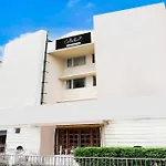 Hotel Townhouse Oak Vashi Midc 3*