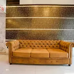 Fabhotel Golden Star