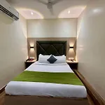 Hotel Riza Nesco Bombay Exhibition Centre Goregoan