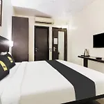Townhouse Oak Shubhangan Near Juhu Hotel Mumbai