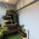 Hotel Townhouse Oak Shubhangan Near Juhu Mumbai