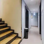 Townhouse Oak Shubhangan Near Juhu Hotel