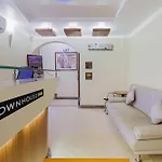Townhouse Oak Shubhangan Near Juhu 4* Mumbai