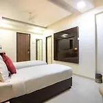 Hotel Laaiba Residency