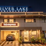 Fabhotel Silver Lake