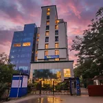 Hotel Fabhotel Corporate Bandra