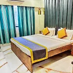 Tim Santacruz Mumbai Airport