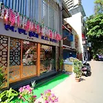 N M Hotel Nr Kokilaben Hospital