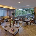 Hotel Iconiqa International Airport 5*