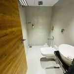 Double Crown Airport T2 Hotel Mumbai