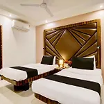 Collection O Chhatrapati Shivaji Maharaj Metro Station Hotel Mumbai