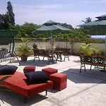 Midland Apartment *